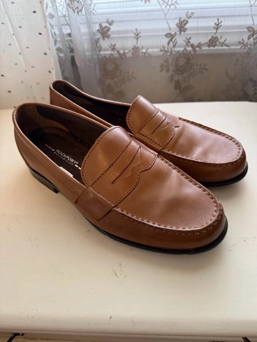 Rockport classic slip